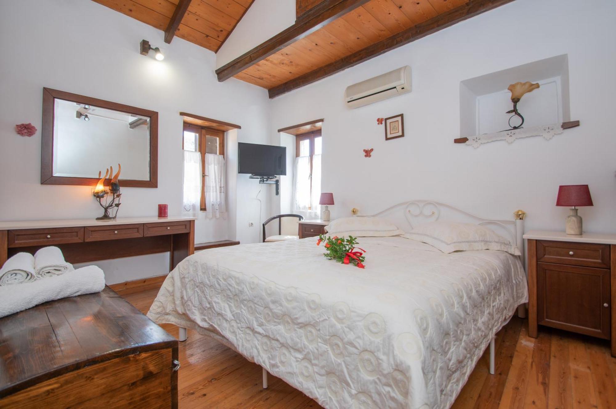 Gioia Traditional House Agios Nikolaos  Extérieur photo