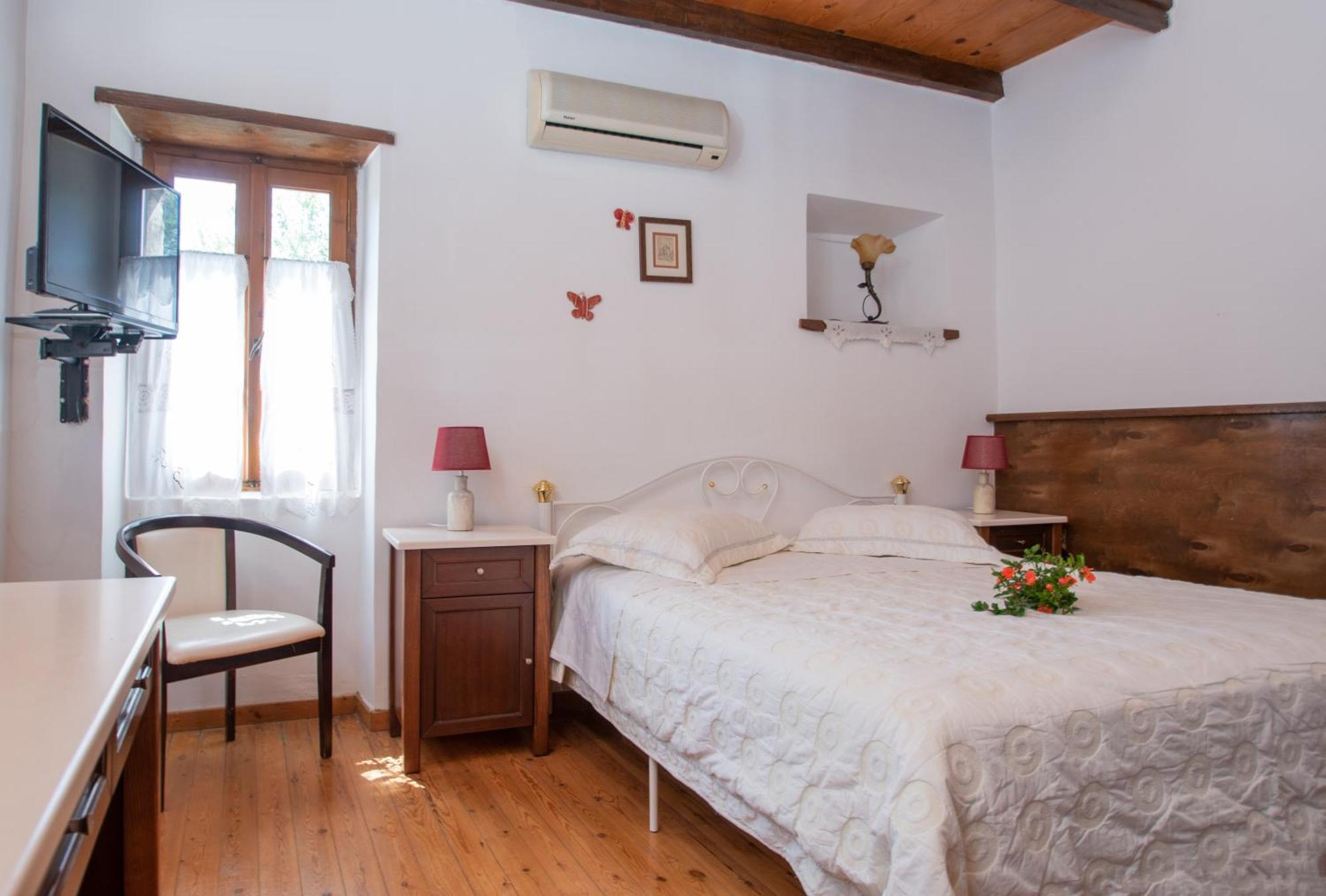 Gioia Traditional House Agios Nikolaos  Extérieur photo
